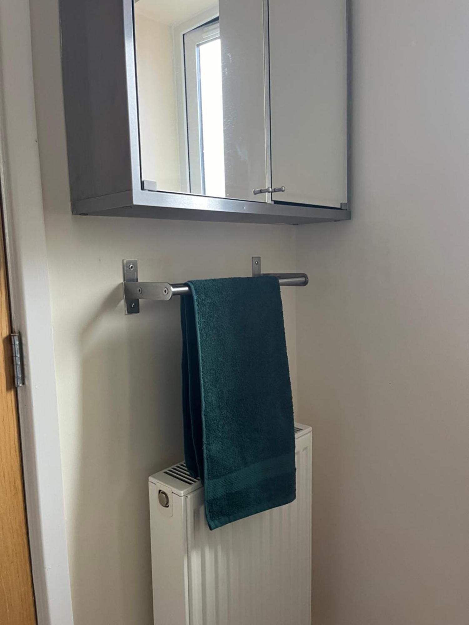 Spacious Two Bedrooms Apartment For Business And Holiday Portsmouth Esterno foto